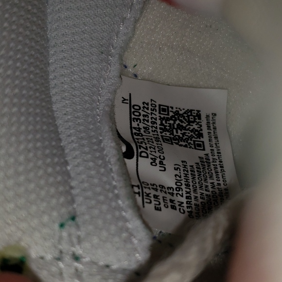 Nike Dunk Low "Foam Finger" - Picture 6 of 8